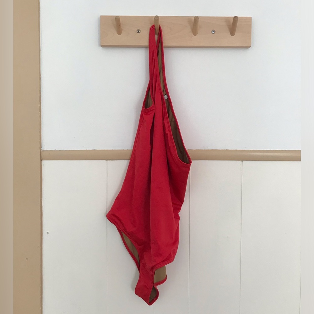 Baserange one-shoulder red swimsuit